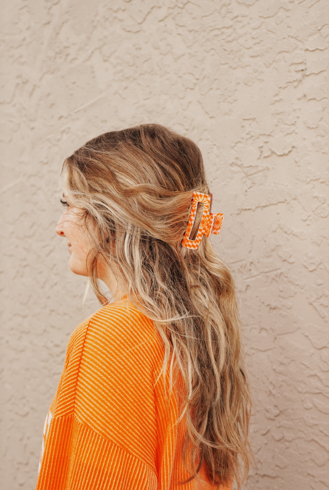 Groovy Claw Clip