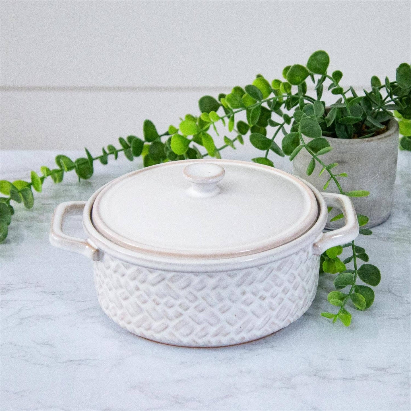 Basket Weave Stoneware Baker Dish With Lid