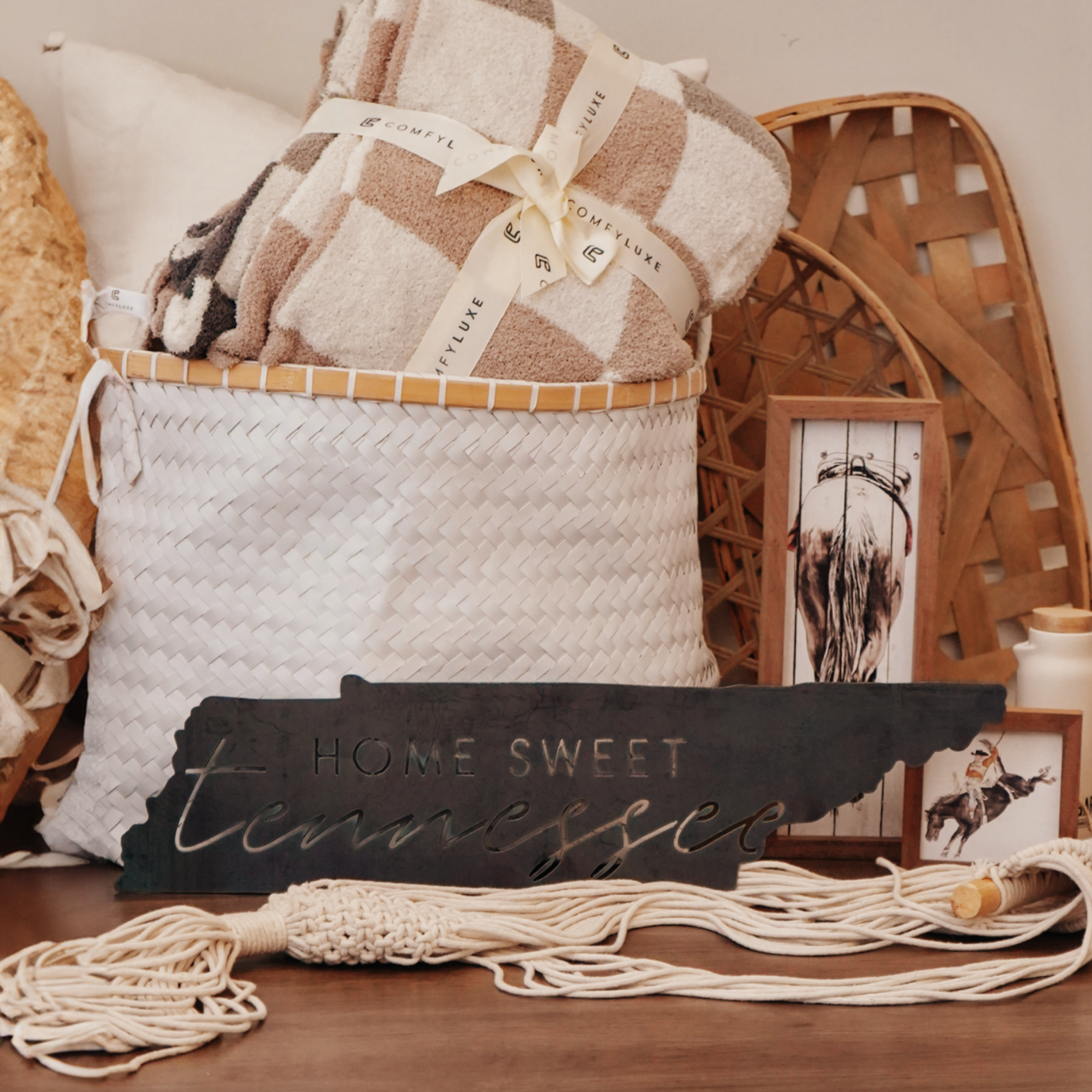 Horse Tail & Saddle Whitewash Sign