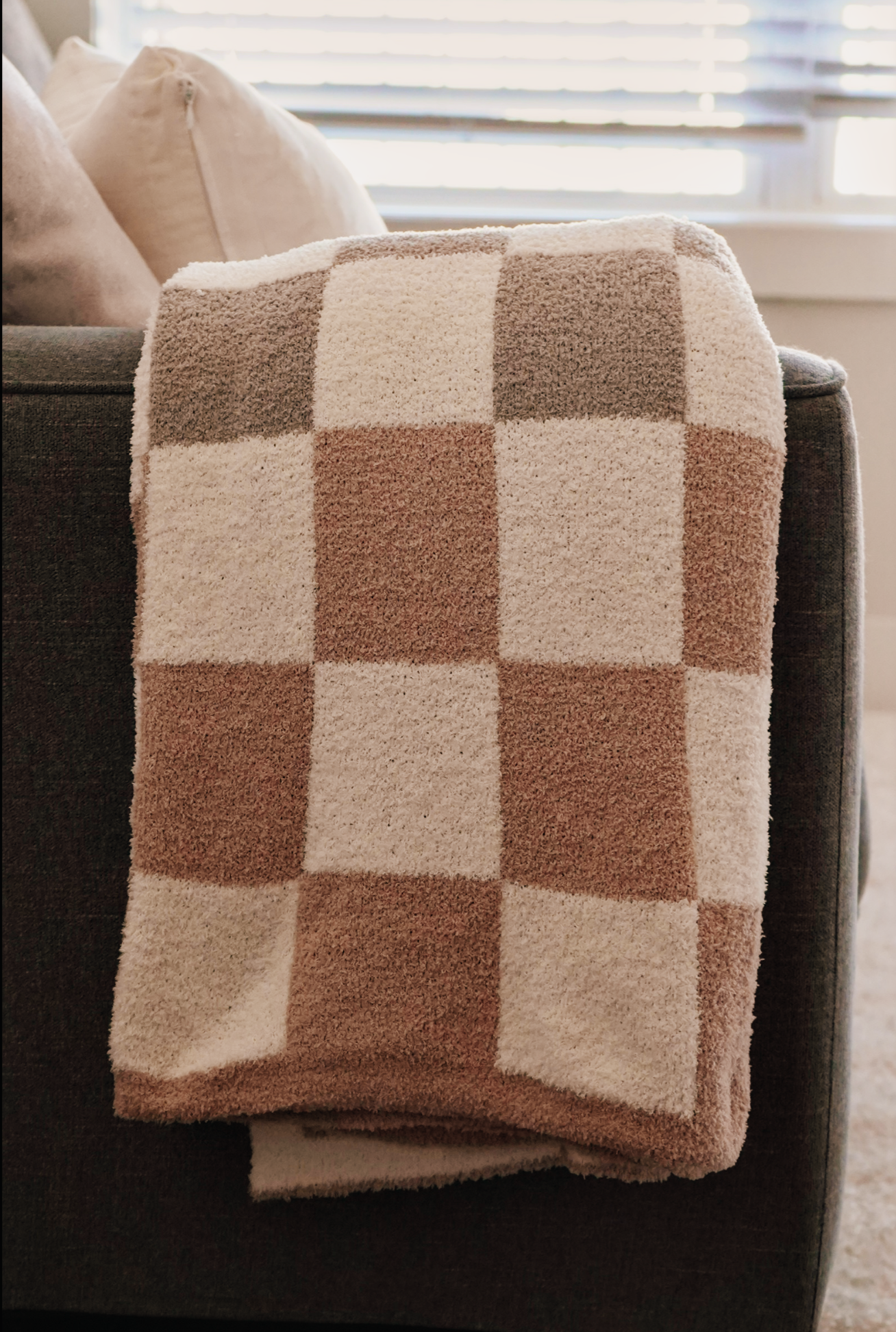 Checkered Reversible Cozy Fleece Throw Blanket