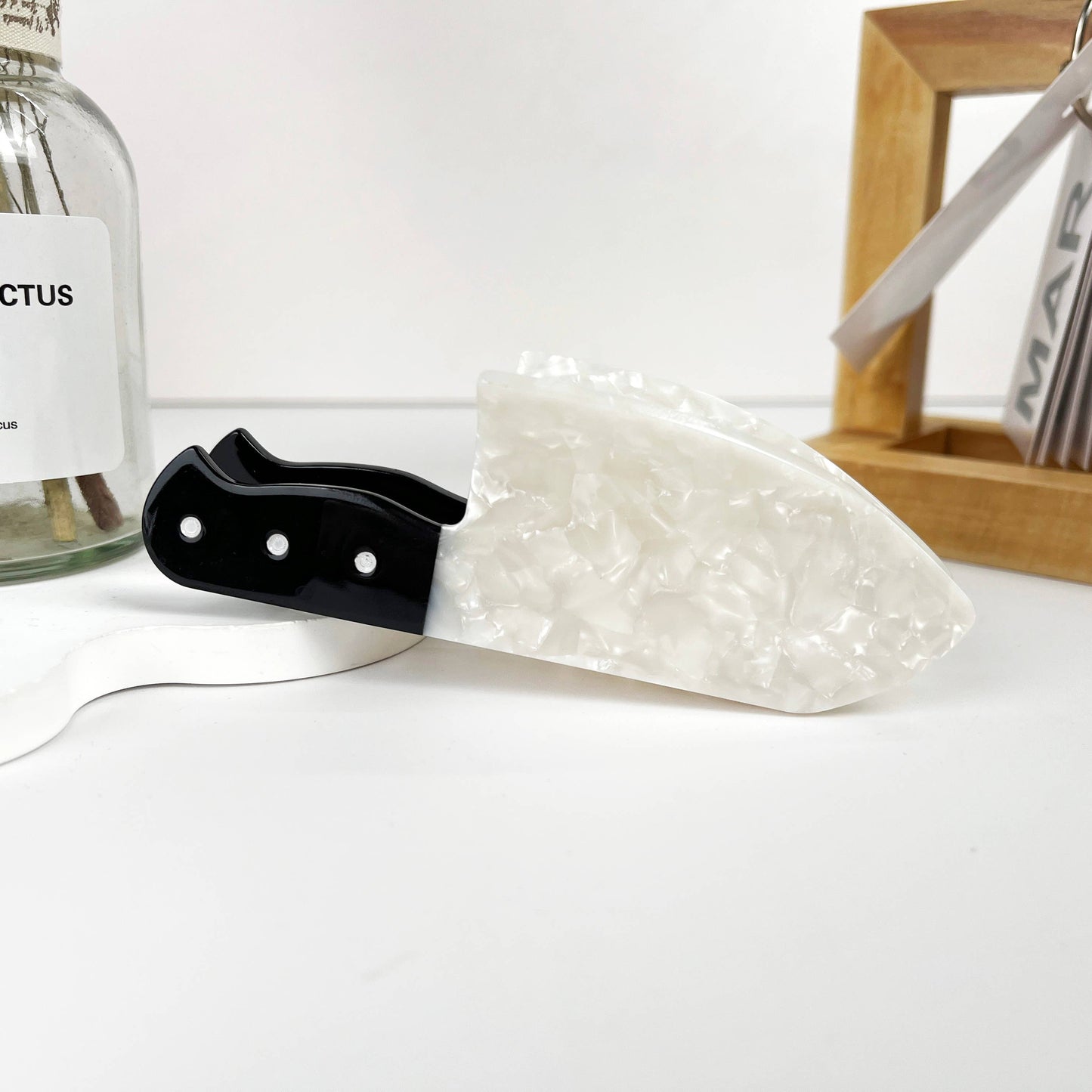 Spooky Knife Claw Clip