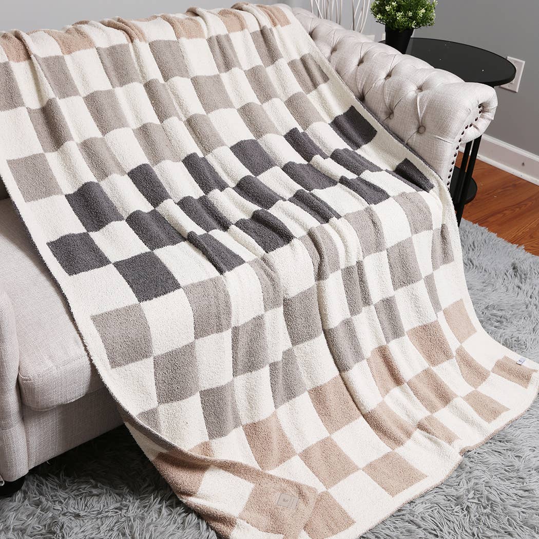 Checkered Reversible Cozy Fleece Throw Blanket