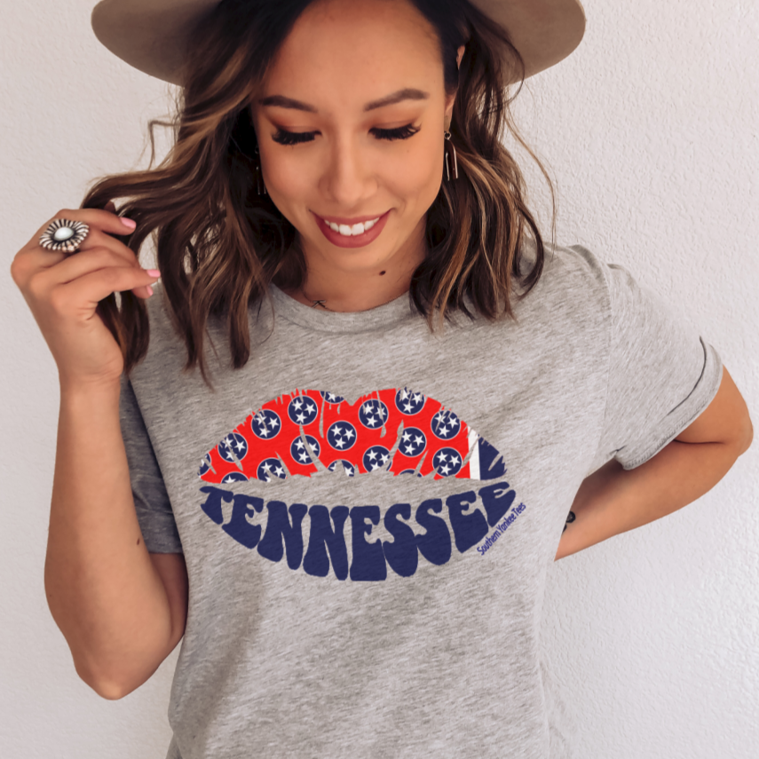 Southern Yankee Tee [Retro Floral] – 615 Collection