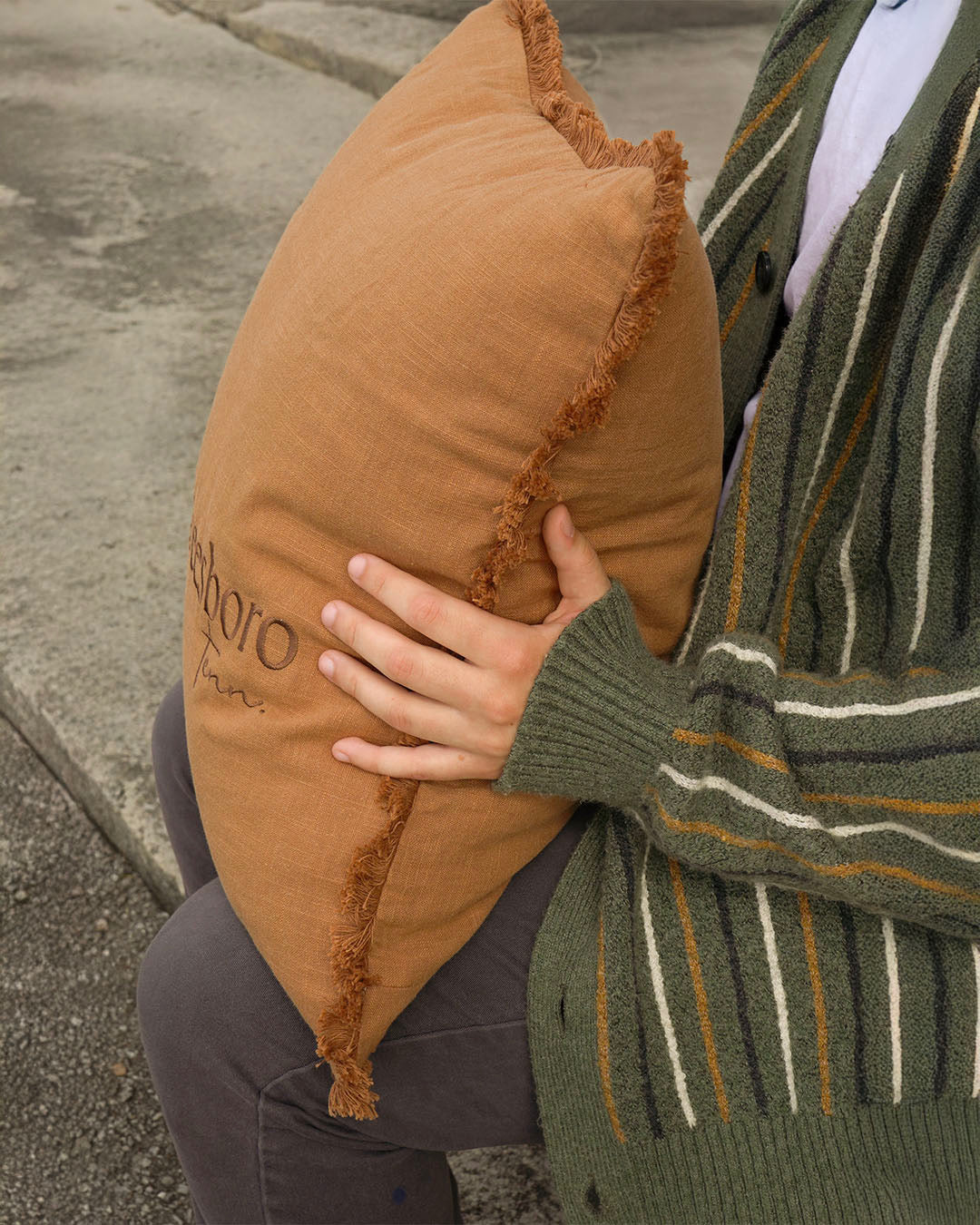 Tone on Tone Fringe Murfreesboro Pillow Large [Rust]