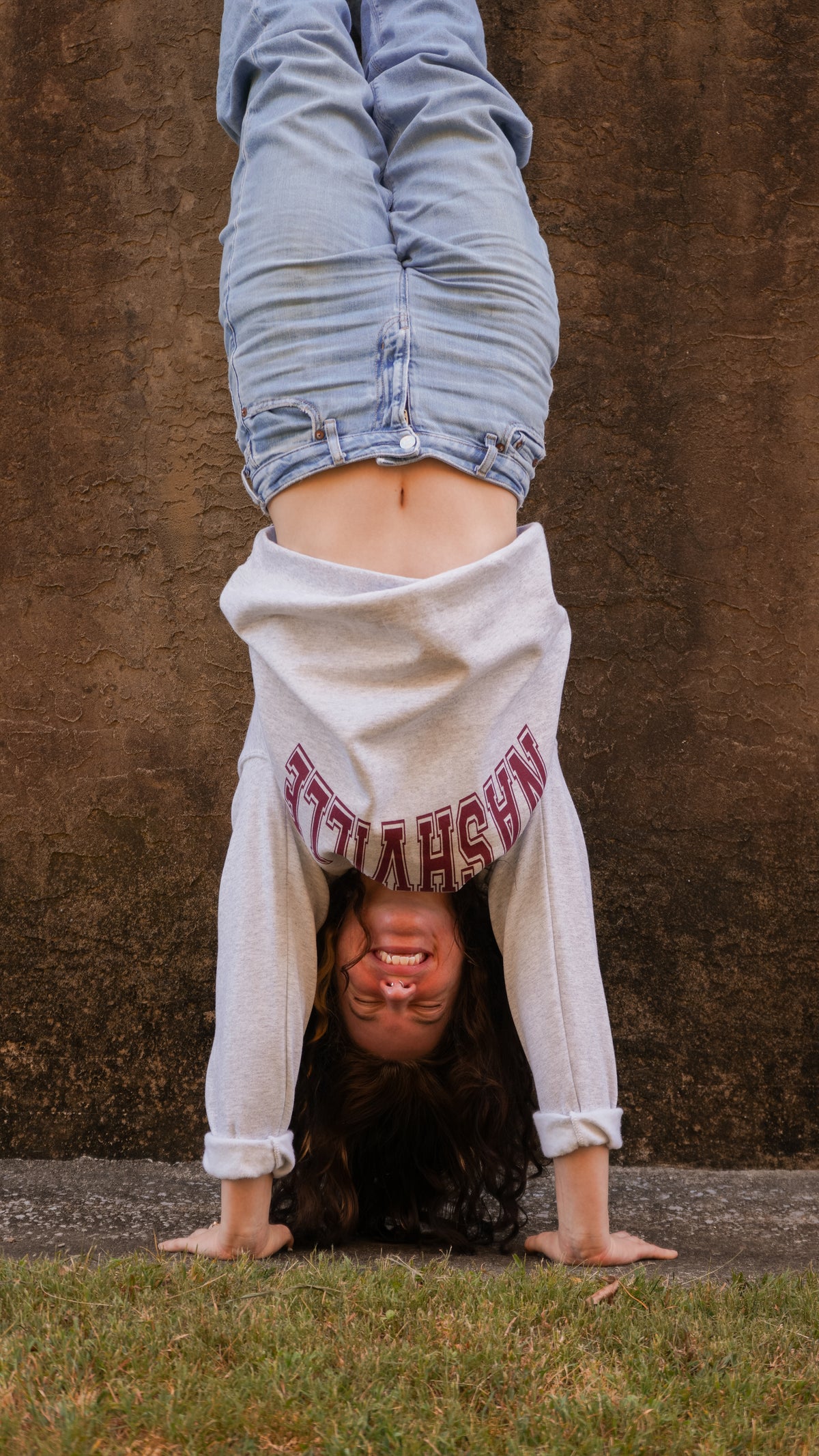 Nashville Varsity Crewneck Sweatshirt [Ash Grey]