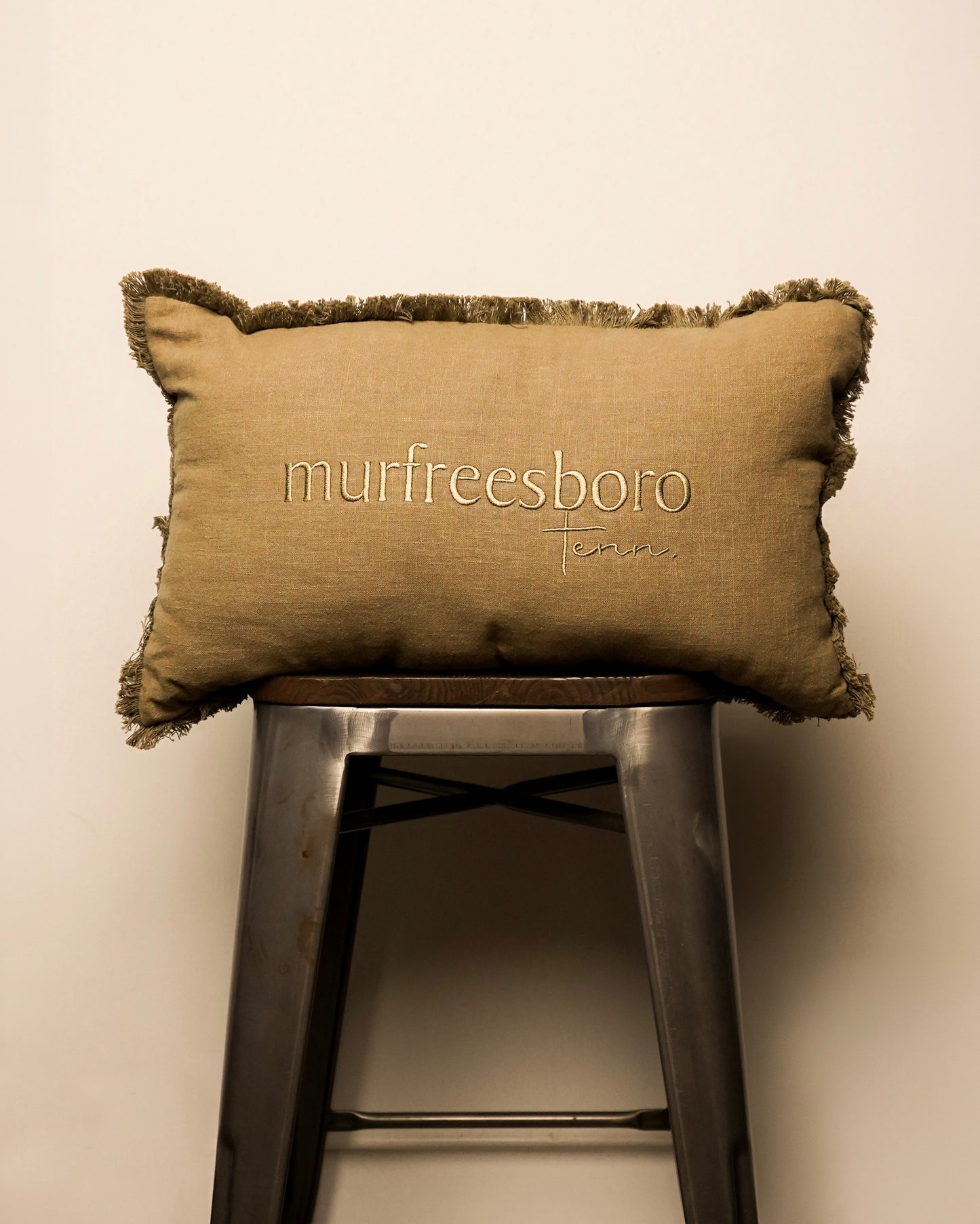 Tone on Tone Fringe Murfreesboro Pillow Small [Olive Green]