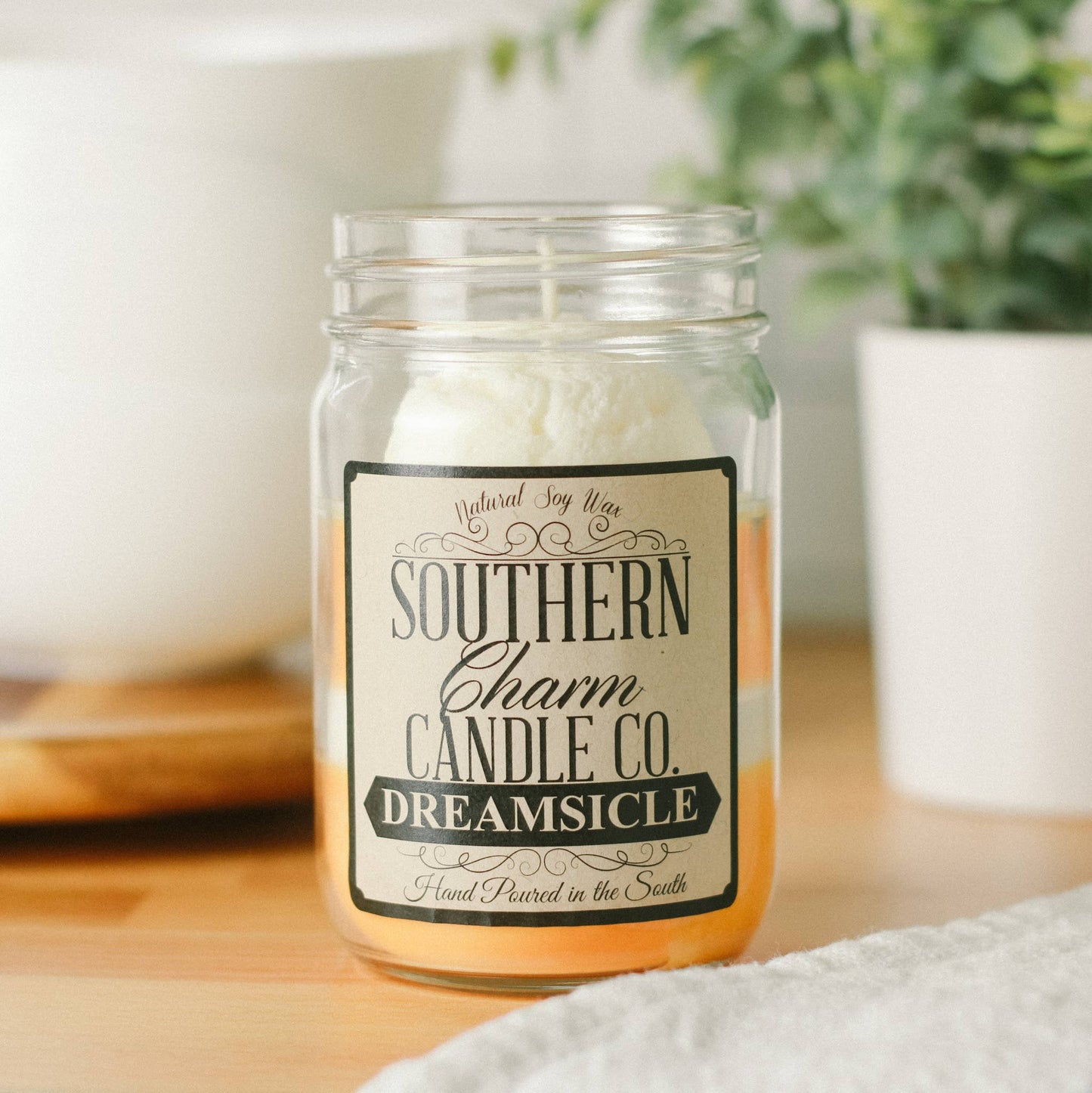 Southern Charm Candle Co. [Dreamsicle]