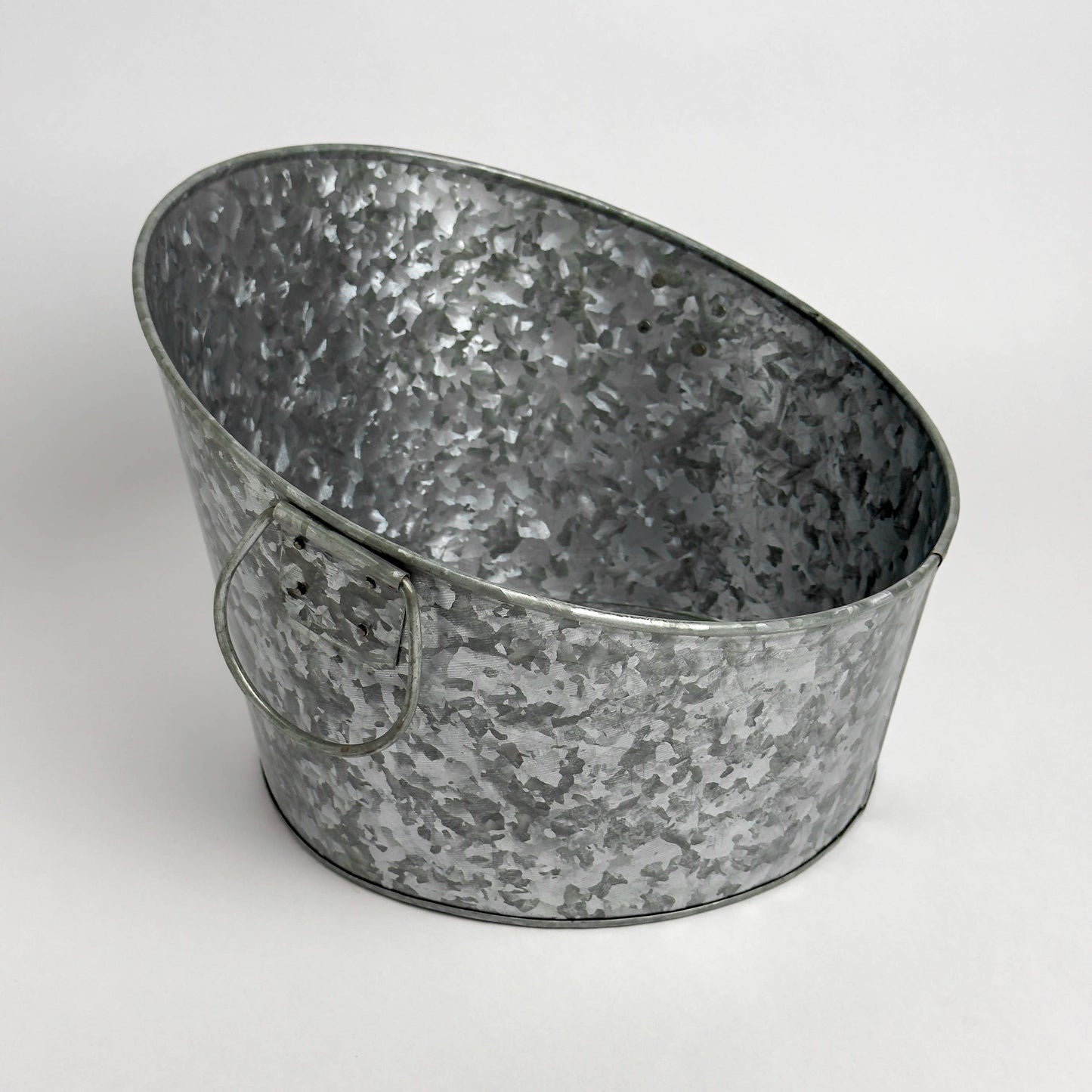 Tapered Galvanized Ice Tub