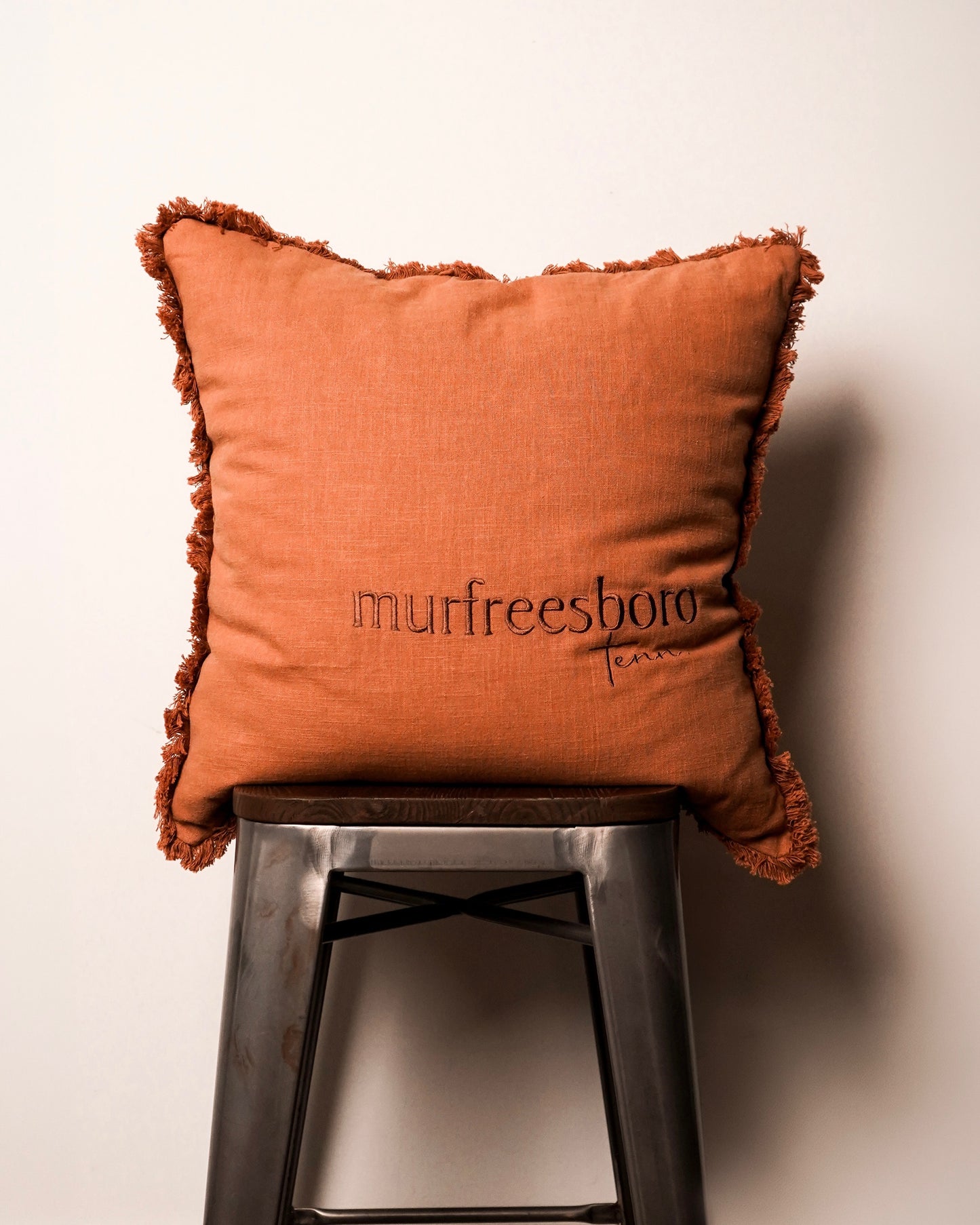Tone on Tone Fringe Murfreesboro Pillow Large [Rust]