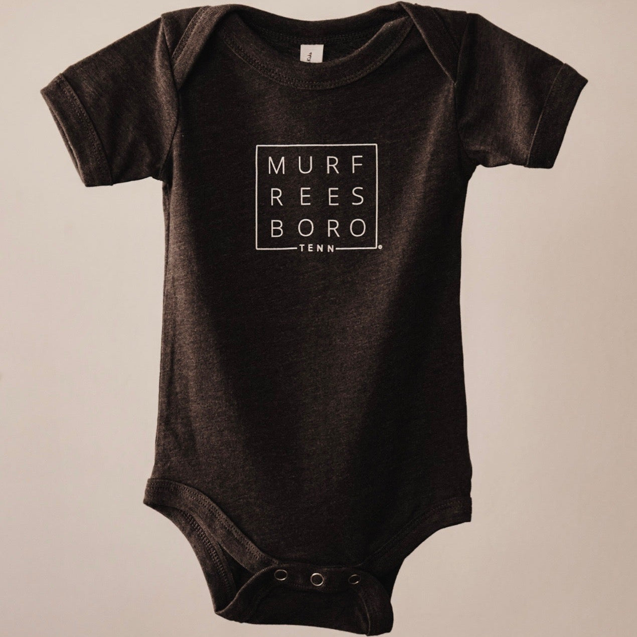 Murfreesboro Square© Baby Onesie [Dark Grey]