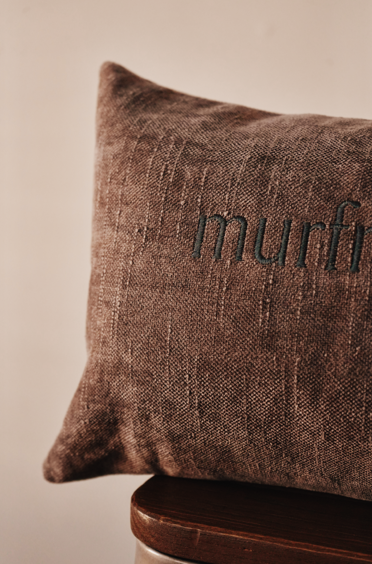 Murfreesboro Chenille Lumbar Pillow [Charcoal]