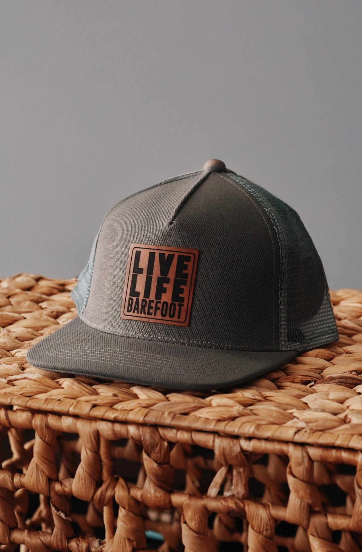 Live life Barefoot Kids Trucker Hat [Charcoal]